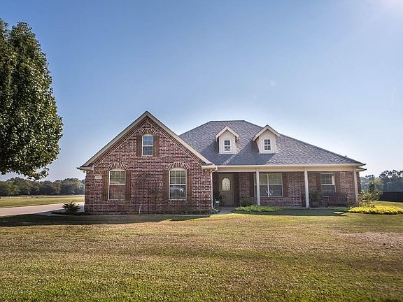 4th image of 883 County Road 2950