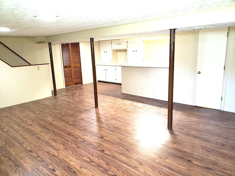 5107 Sheila Dr — Photo 19