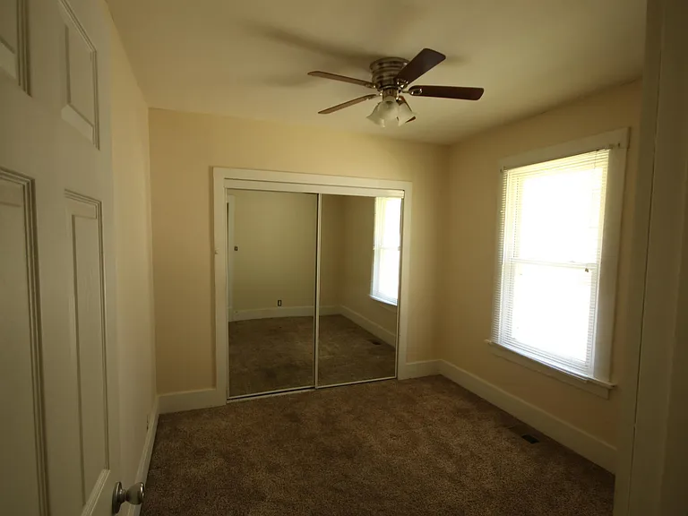 819 Troy Rd — Photo 4