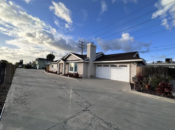 15673 Forest Park Ln