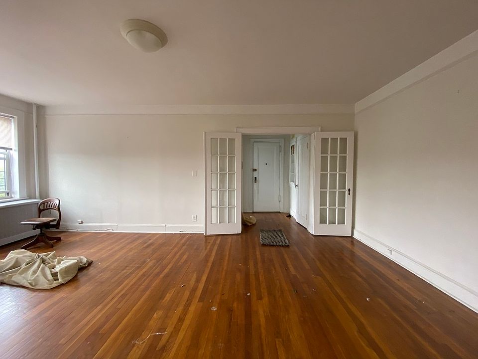 1st image of 68-50 Burns St #Dd