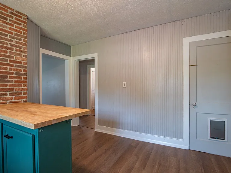 1231 Crume Rd — Photo 22
