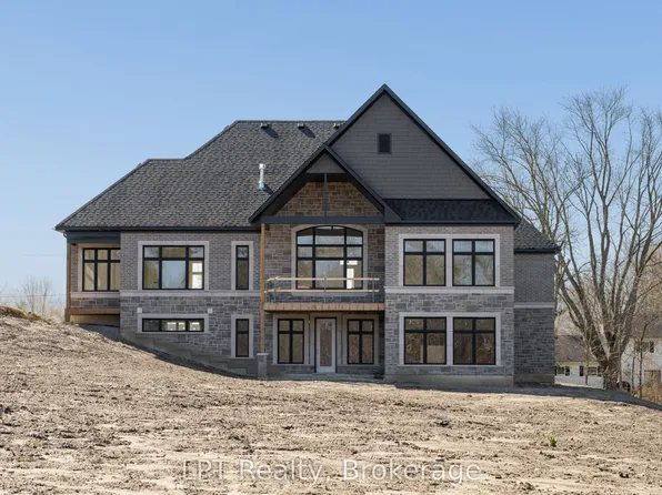 32 Ormiston Rd, Clarington, ON L0B 1J0