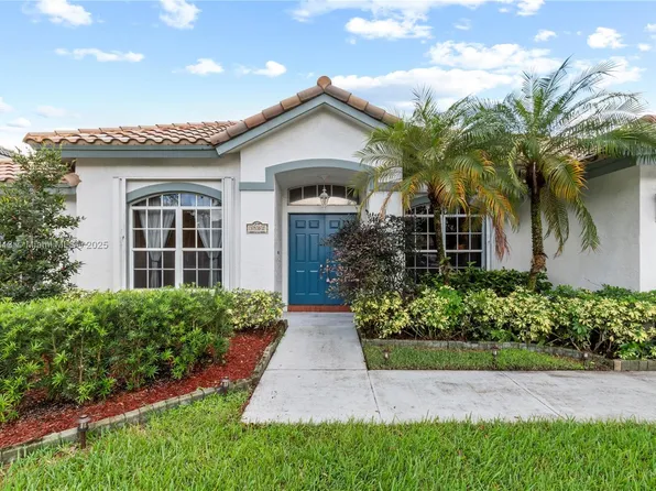 3502 Dunes Vista Dr, Pompano Beach, FL 33069