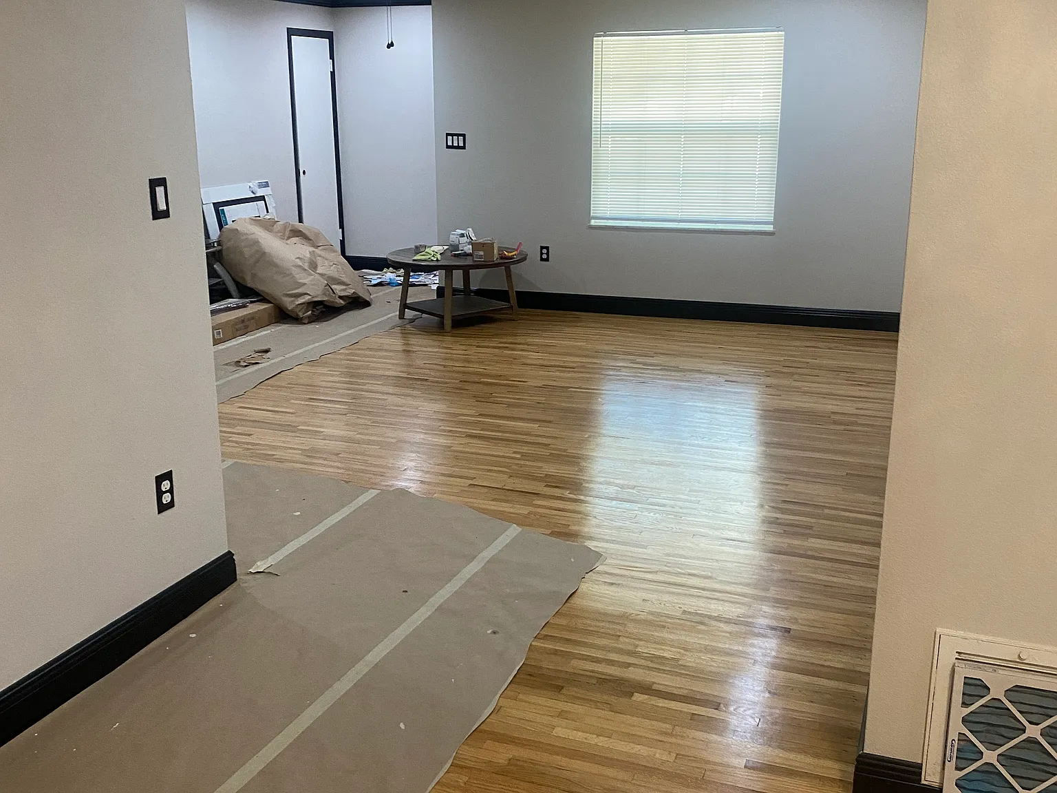 4 bed, 1800 sqft, $3,200 — Photo 4