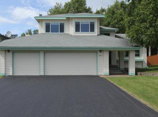 4871 Hunter Dr, Anchorage, AK 99502