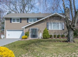 28 Greendale Rd, Cedar Grove, NJ 07009