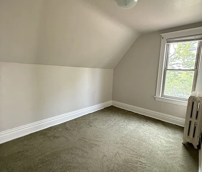 423 N 16th Ave E — Photo 9
