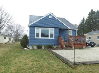 8918 22nd Ave, Kenosha, WI 53143