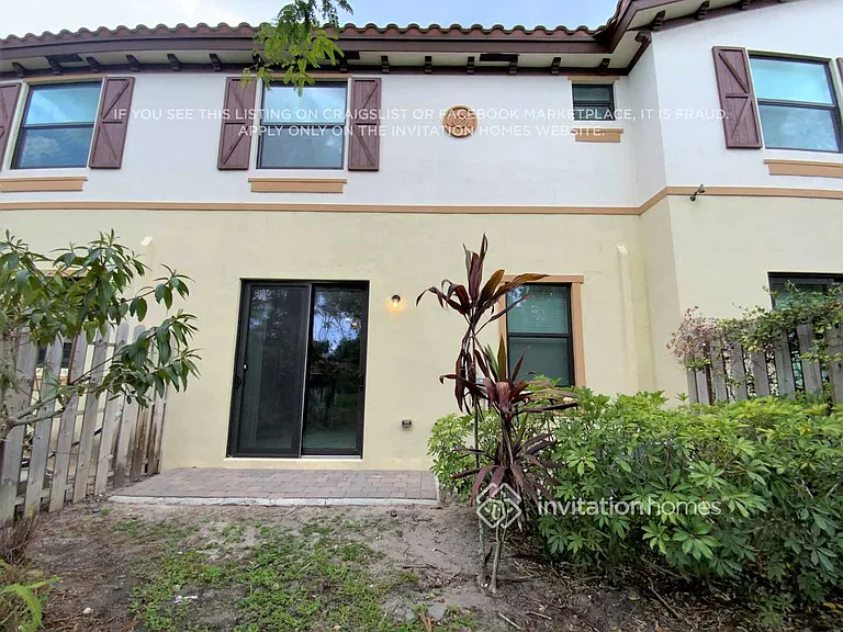 12762 Anthorne Ln — Photo 13