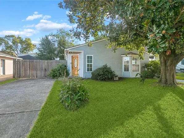 1329 Generes Dr, Harahan, LA 70123