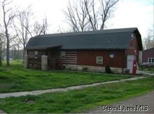 61 Center St, Exeter, IL 62621