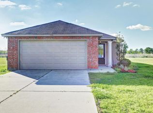 1120 Bridgetowne Ln, Breaux Bridge, LA 70517
