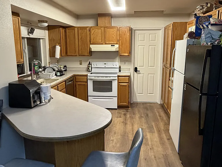 2914 Sunset Dr W #5 — Photo 11