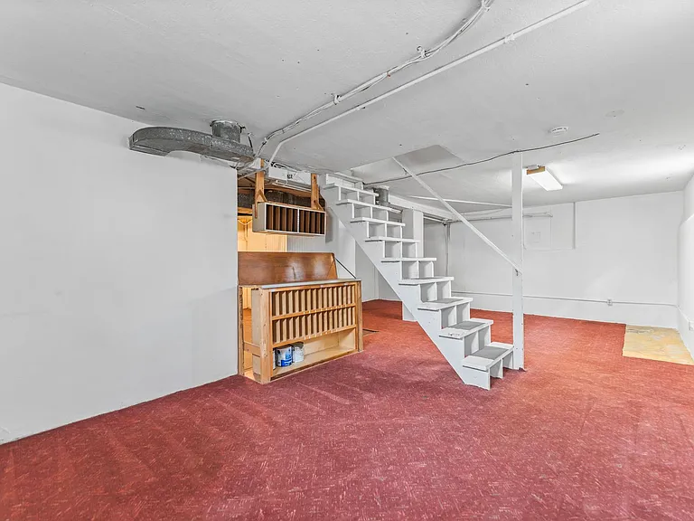 533 Eastern Pkwy — Photo 15