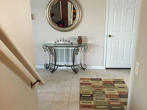 2nd image of 500 Glen Oaks Dr
