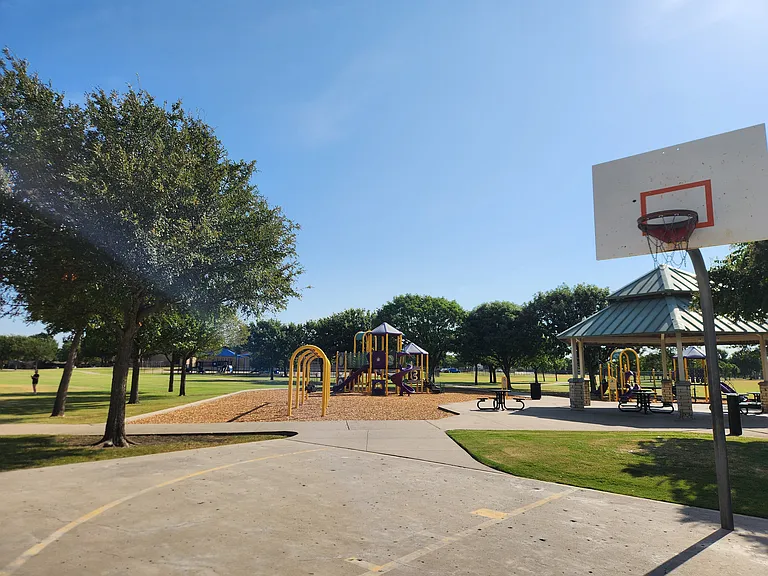 Story Park is within walking distance from the home. Great for kids and dog walking.