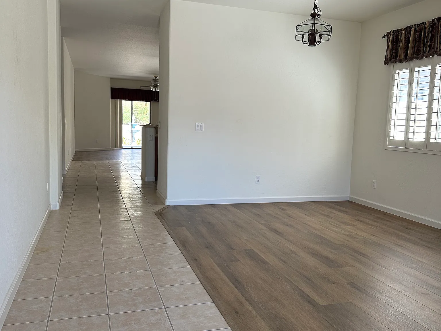 4 bed, 1916 sqft, $2,398 — Photo 3