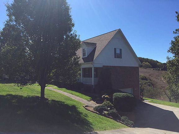 4th image of 6274 Golden Dr