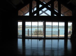 1555 Skylark Lane, Bradley, CA 93426