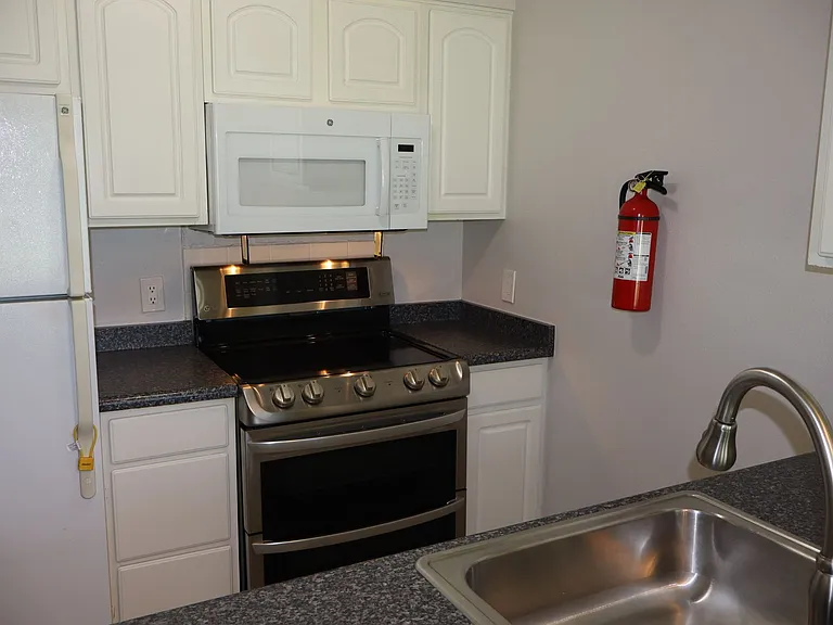 3400 Stanford Rd #B214 — Photo 7