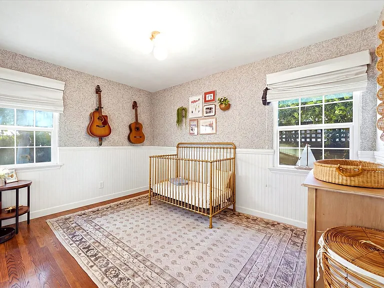 4526 Euclid Ave — Photo 14