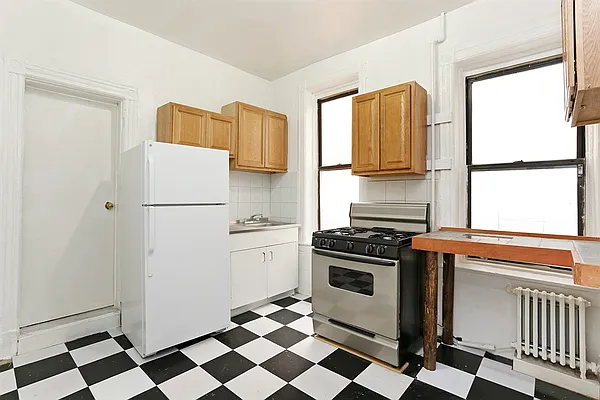 Sold by Corcoran | media 10