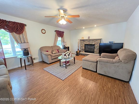 4th image of 7470 Leila Ct