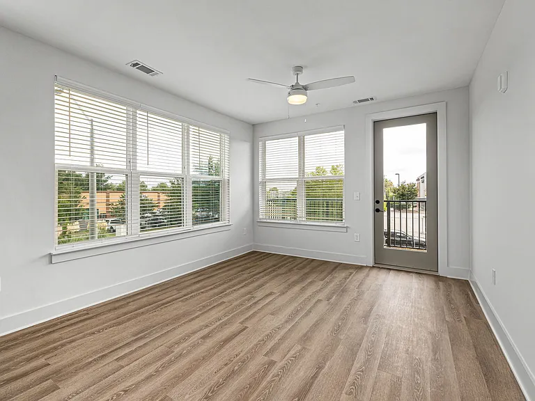 Altitude Raleigh Apartments — Photo 20