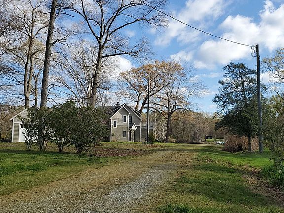 5th image of 250 Holiday Ln