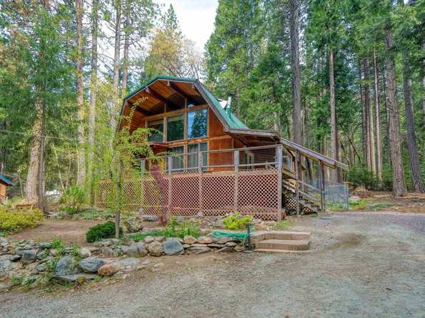 27 Oak Ln, Sierra City, CA 96125