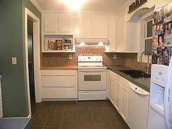 1st image of 8070 Tippin Ave