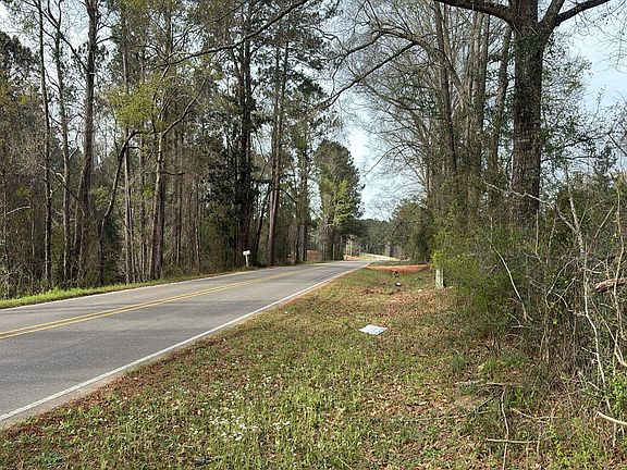 4th image of 100 Gulf Camp Rd