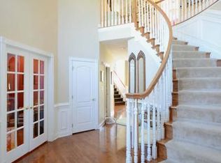 9 Yellow Barn Ct, Baltimore, MD 21208