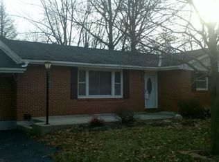 1215 Wayside Dr, Lima, OH 45805