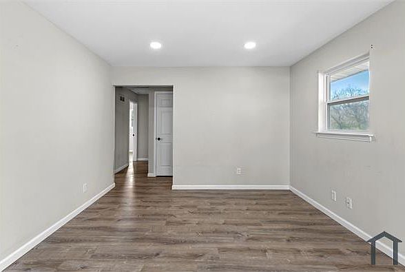 1st image of 231 Estridge Rd