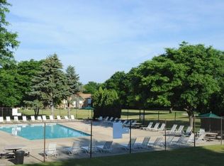 8923 W Waterford Sq N, Milwaukee, WI 53228