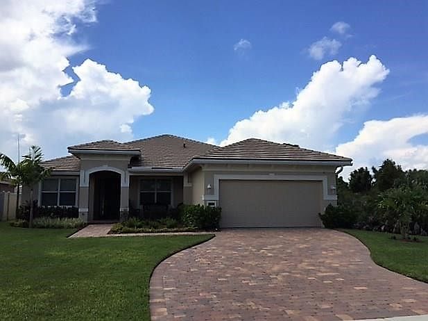 1st image of 2210 NW Windemere Dr