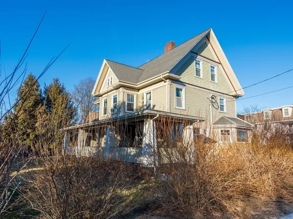 345 Washington St #2, Gloucester, MA 01930