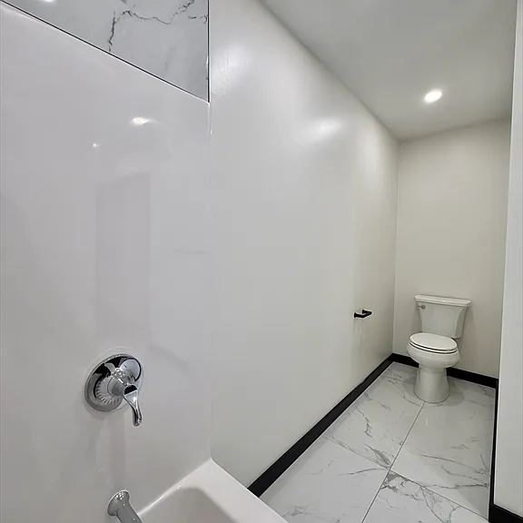 35 Greendale Ave #A — Photo 29