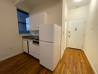 Rented by HOLTON REAL ESTATE INC.