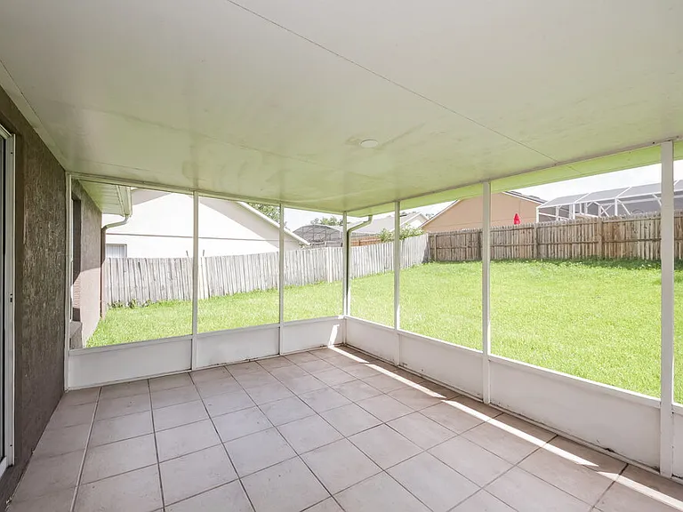 2556 Coachbridge Ct — Photo 15