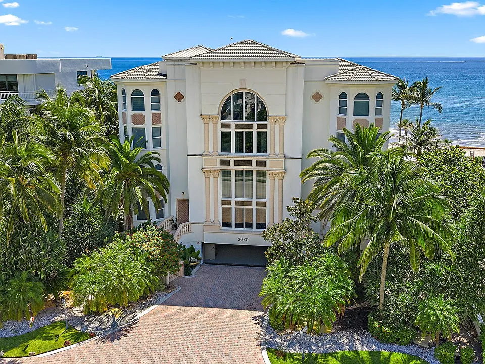2070 N Ocean Blvd #Penthouse 4