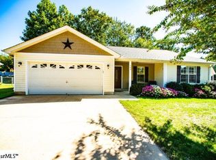 103 Mossy Oak Ln, Greer, SC 29651