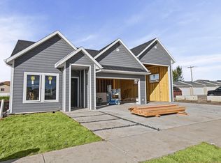 2323 25th Ave W, Williston, ND 58801