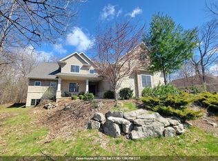 1387 Radcliff Rd, Neenah, WI 54956