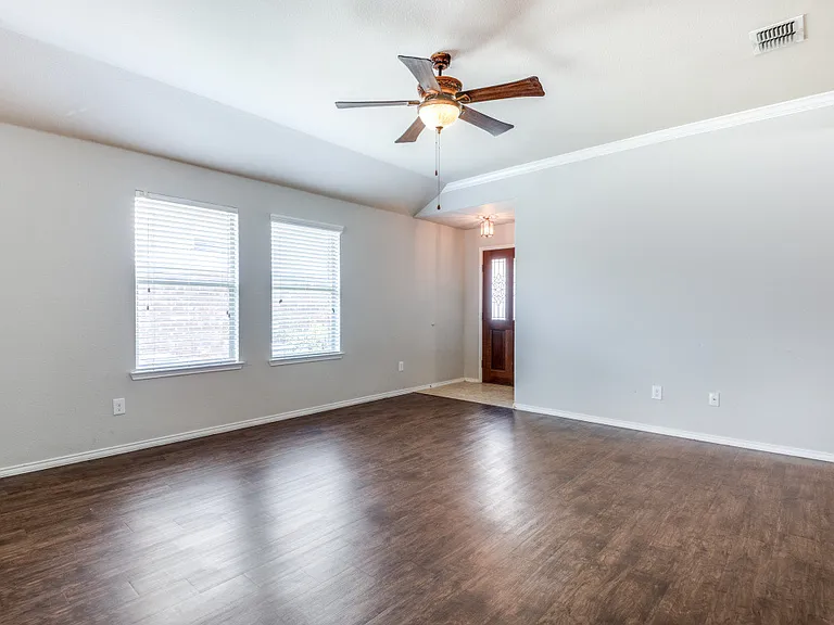 4309 Coney Island Dr — Photo 10