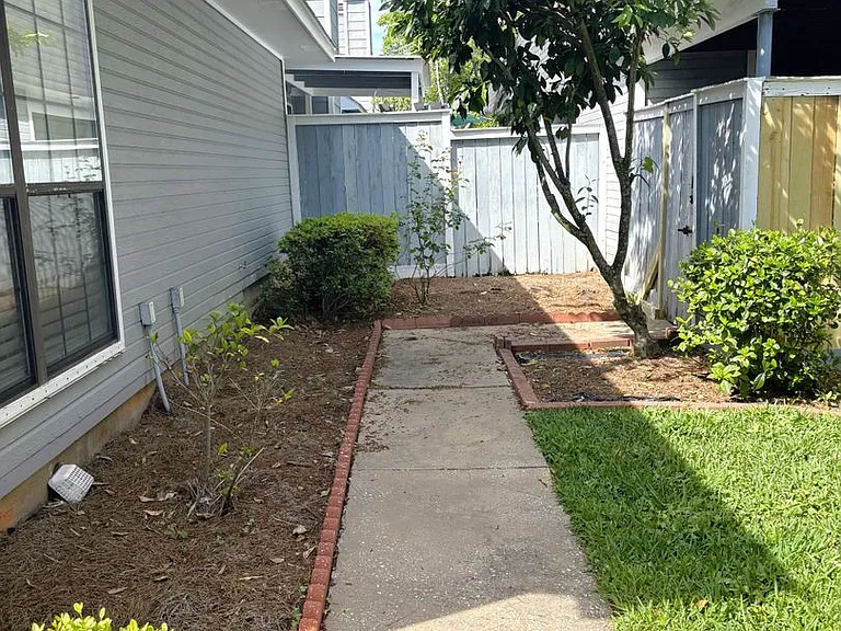 5900 Grelot Rd #101 — Photo 23