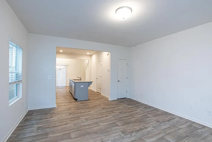 14121 Clayborn St — Photo 2