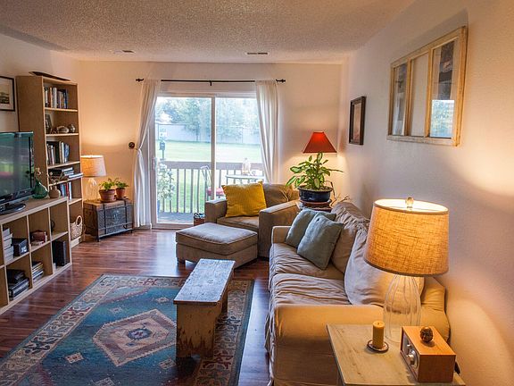 5th image of 1606 Cottonwood Dr APT 17S